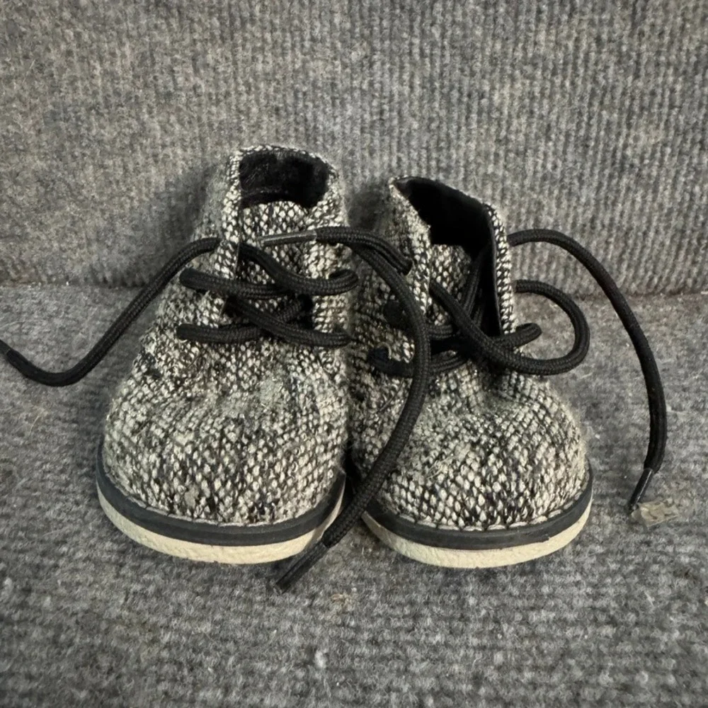 Primigi Infant Tweed Lace Up Chukka Boots Black White Silver Sparkle Size 19 EU
